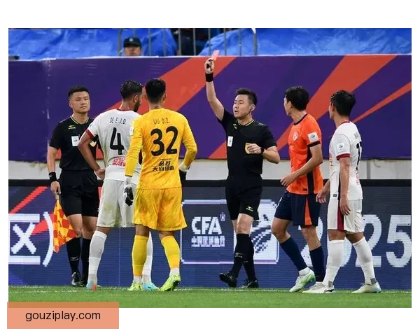 大河报披露河南俱乐部为冲击足协杯冠军设立重奖激励全队士气